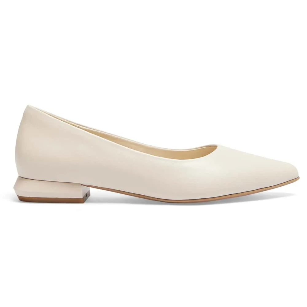 Cassie Flat in Ivory Leather