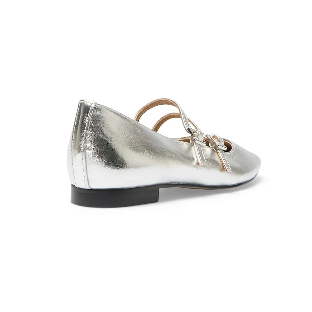Freda Flat in Silver Metallic Leather