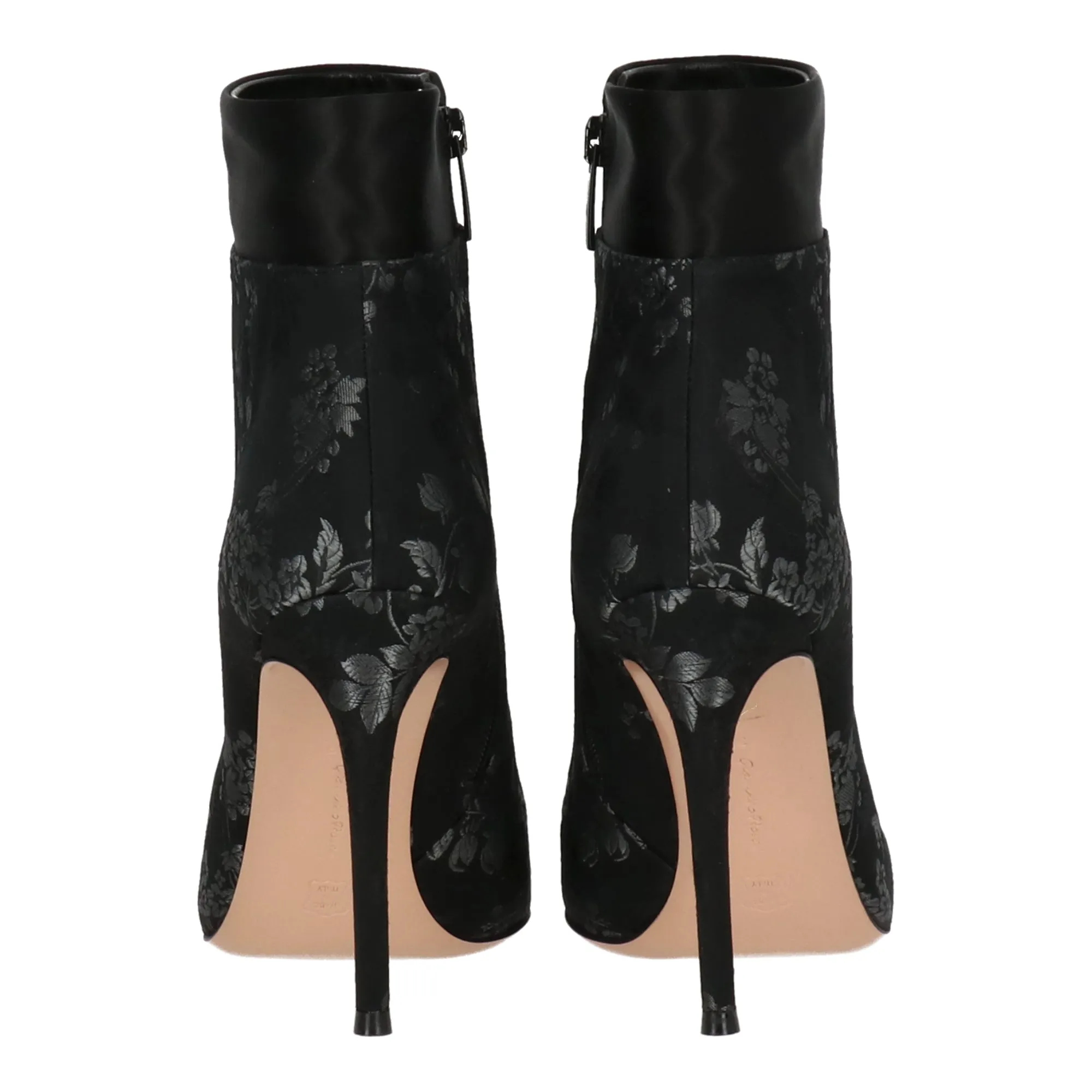 Gianvito Rossi Womens Black Heel