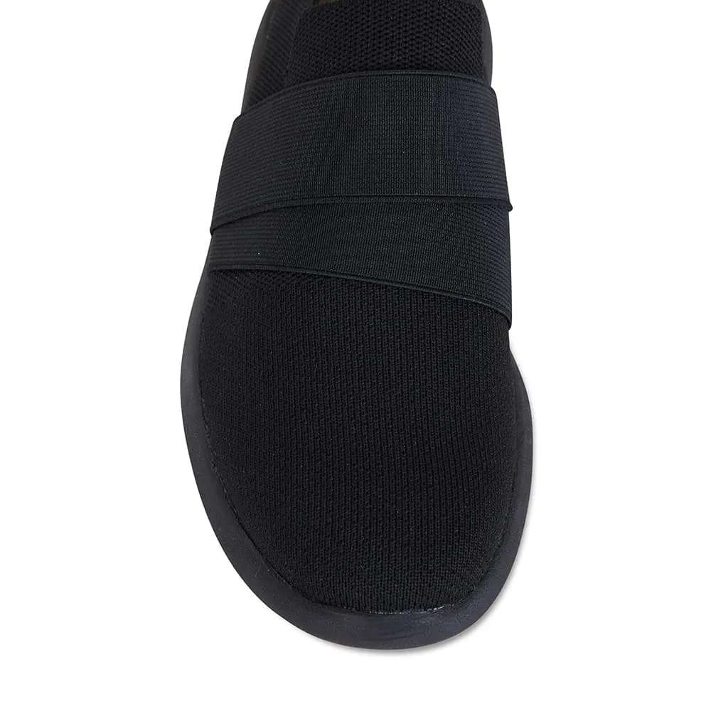 Guide Sneaker in Black Canvas