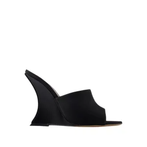 Nina Court Shoes - Silk - Black