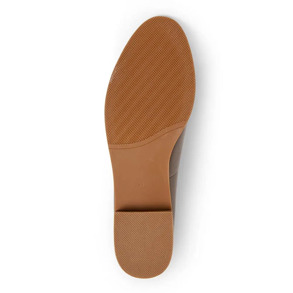 Sable Loafer in Taupe Leather