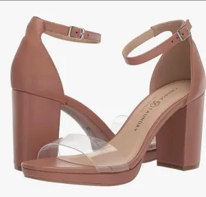 Teri Heel In Nude