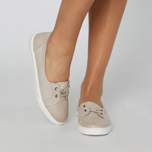 Vectra Sneaker in Light Grey Leather