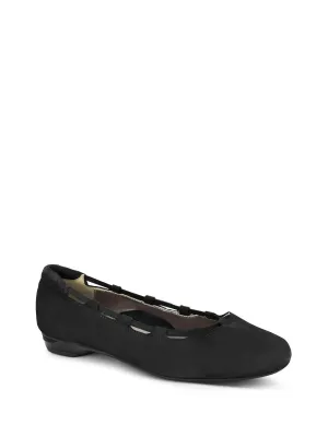 Women's Bena Ballet Flat In Black