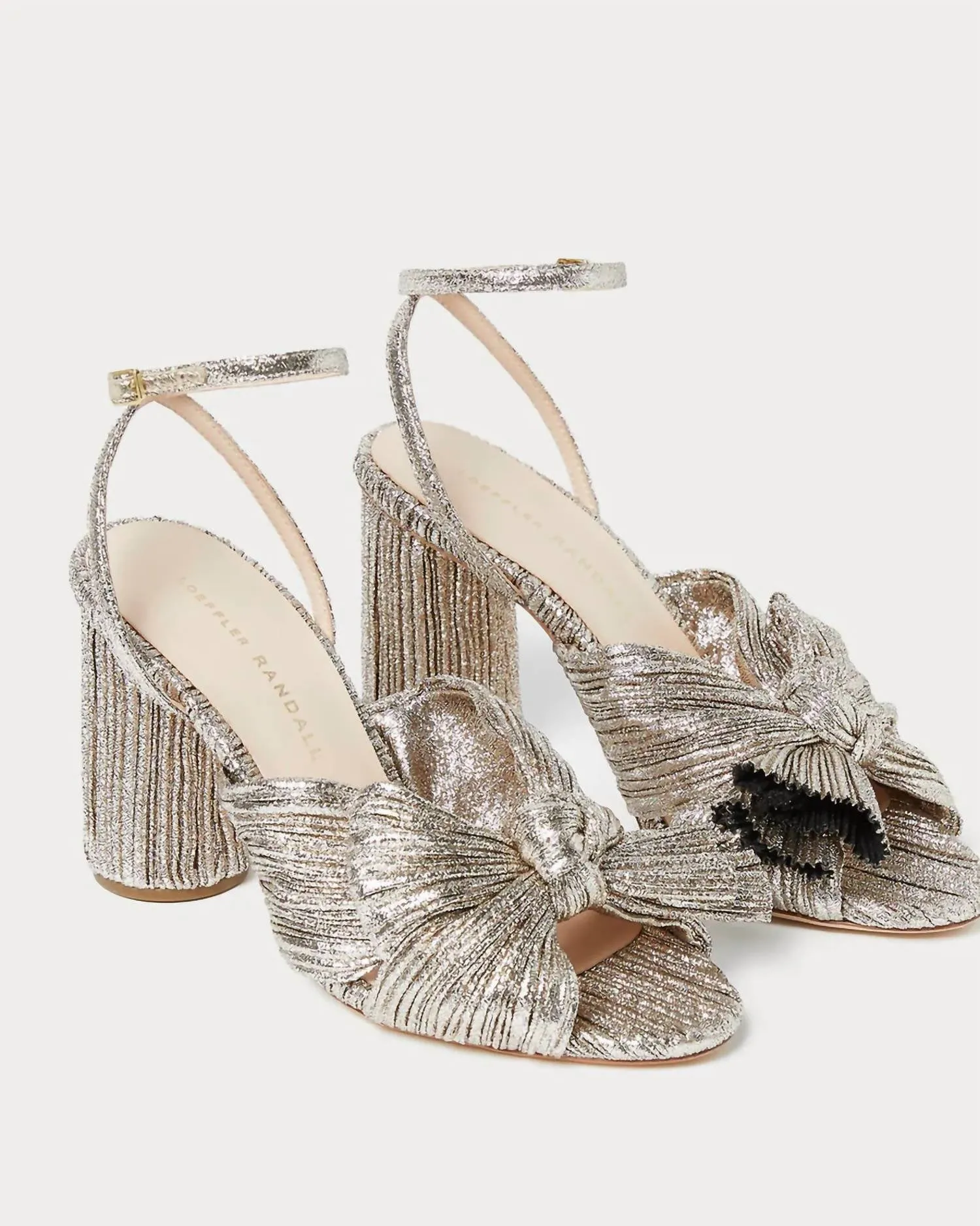 Women's Camellia Pleated Bow Heel In Champagne