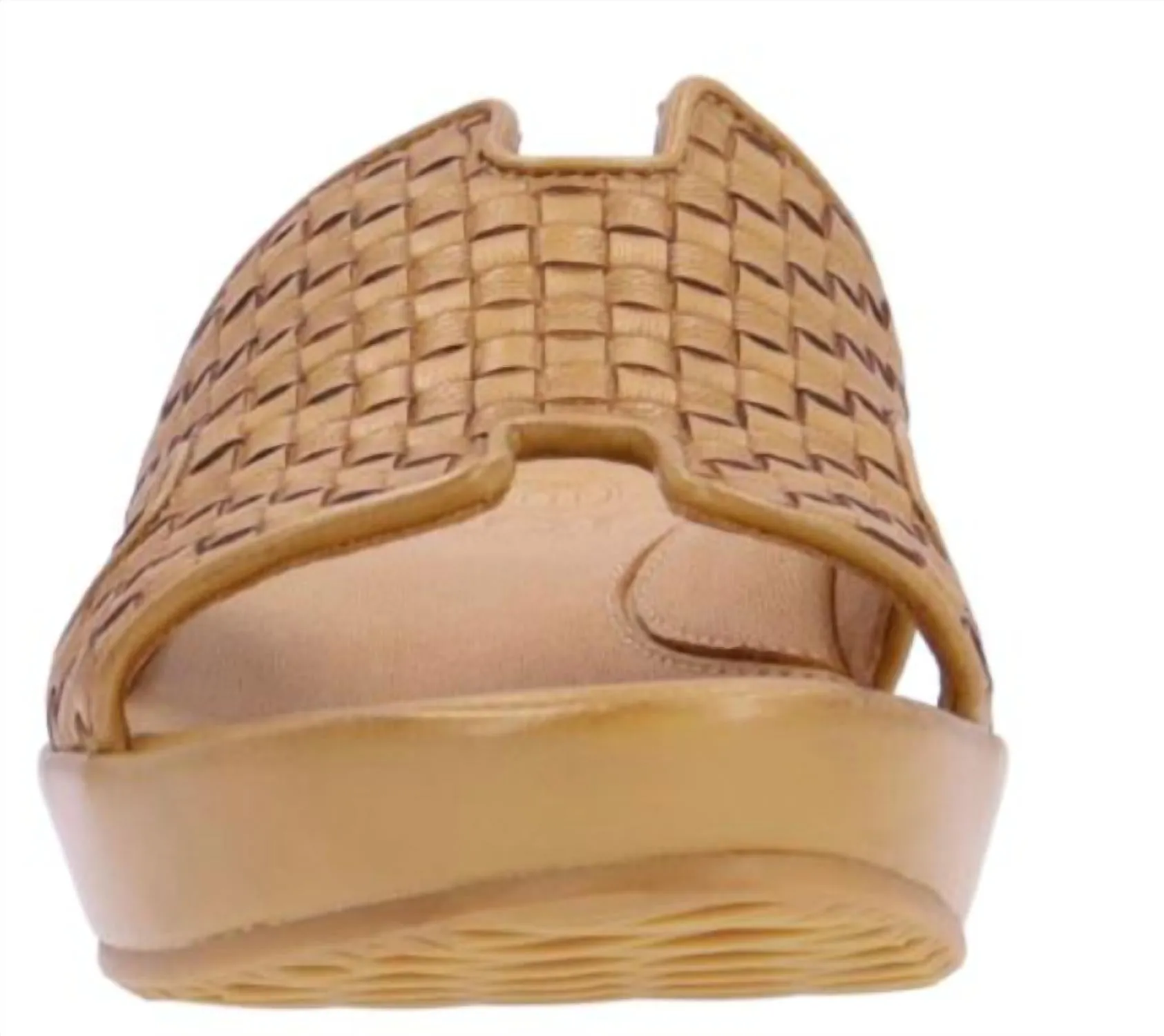 Women's Cusaro Sandal In Tan