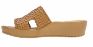 Women's Cusaro Sandal In Tan