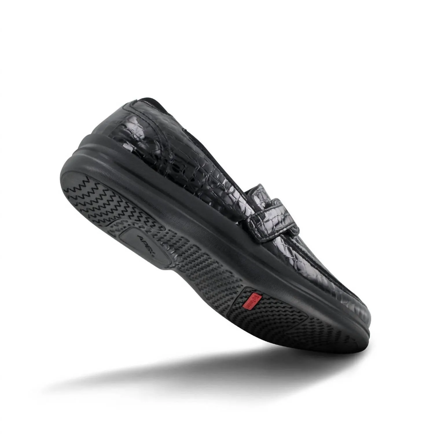 Women's Evelyn Leather Loafer In Black Croc