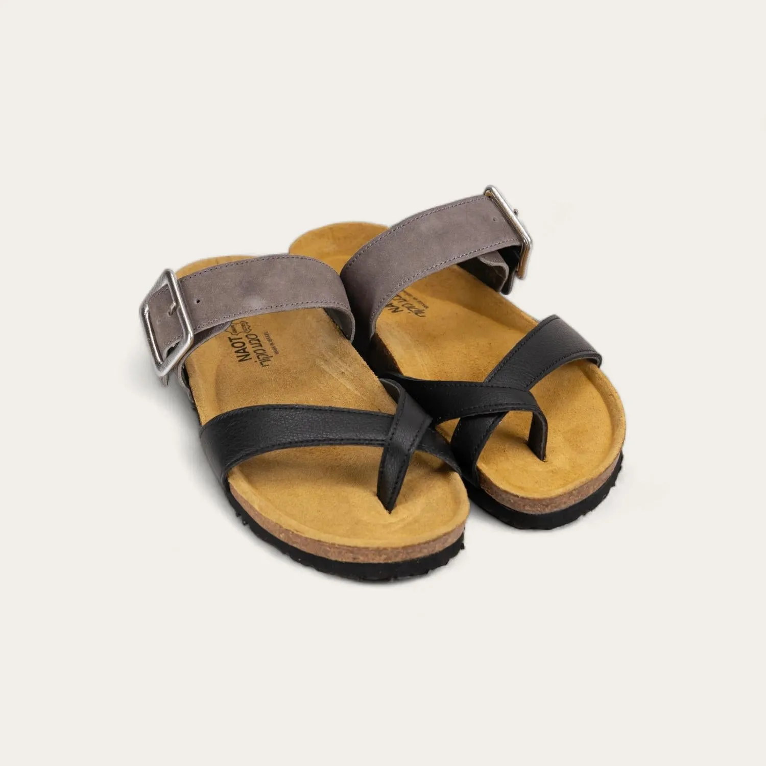 Women's Fresno Toe Loop Slide Sandal In Soft Black Leather/taupe Grey Suede