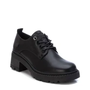 Women's Lace-Up Oxfords In Black