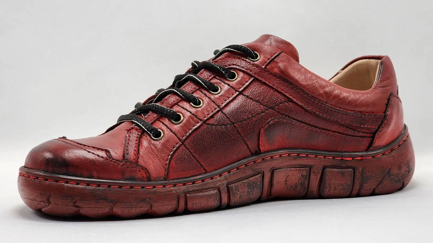 Women's Original Leather Shoes In Red