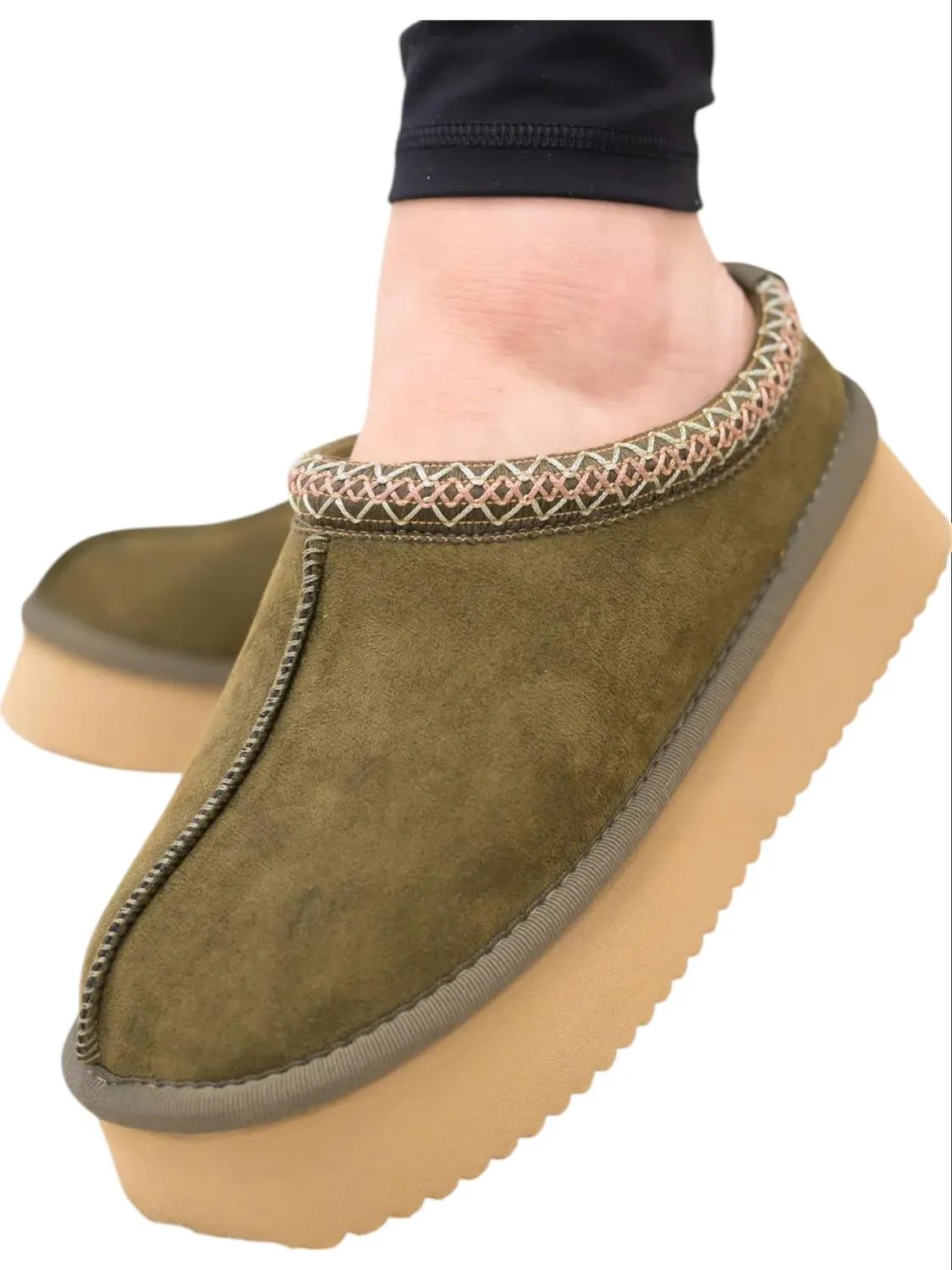 Women's Pillow Talk Slip On Shoes In Olive Green
