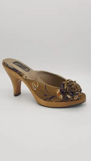 Women's Scarlett Silk Heel Shoe In Bronze/purple