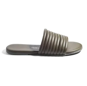 Women's Simple Sandal In Cargo Olive
