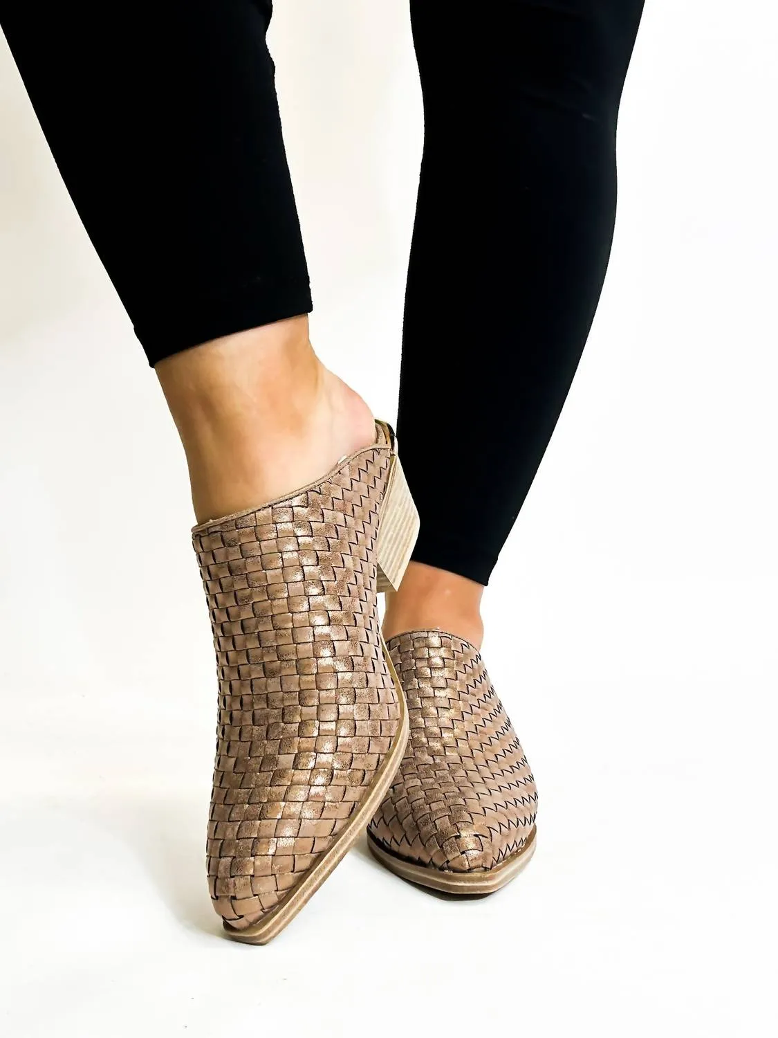 Women's Tgif Mules In Bronze