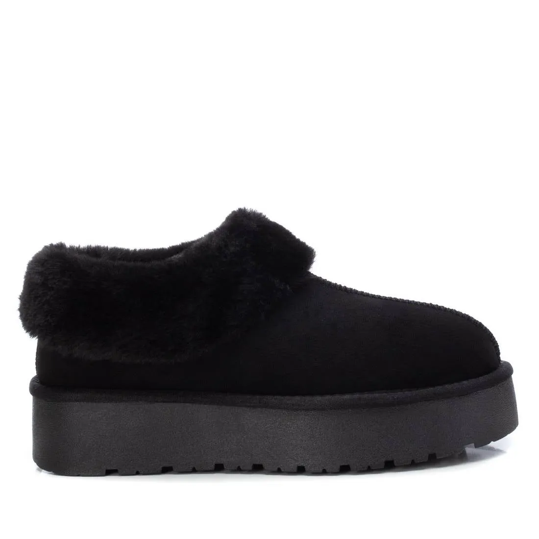 Women's Winter Suede Clogs By XTI