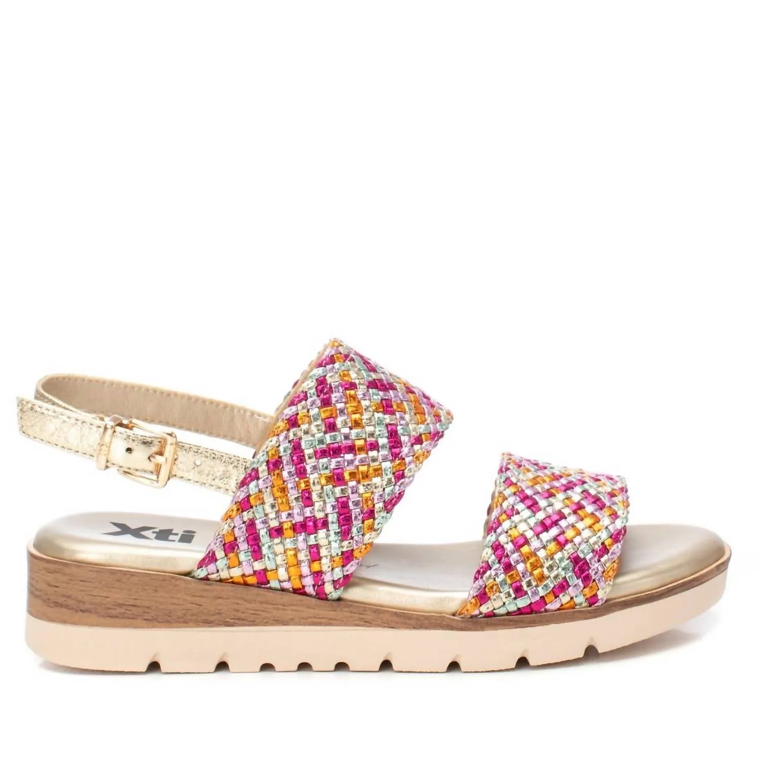 Women's Woven Sandals In Fuchsia