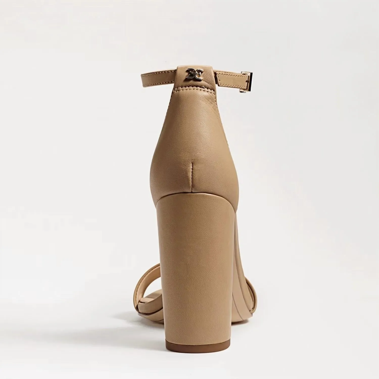 Yaro Block Heel Sandal In Soft Beige